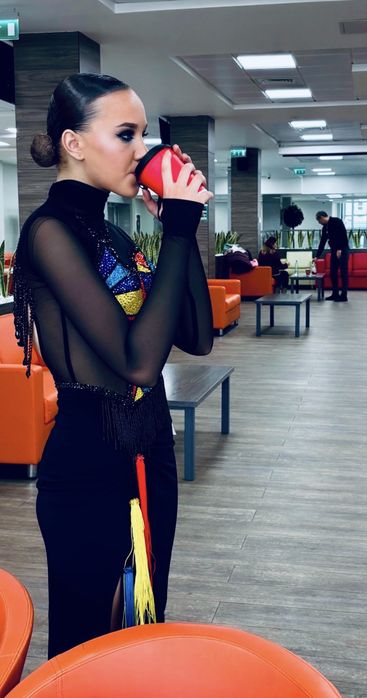 Продам платье латина