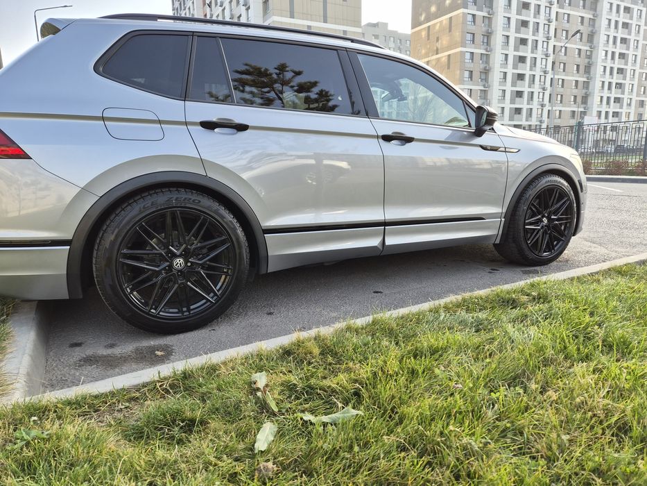 Зимние шины Perelli 255/45 R20