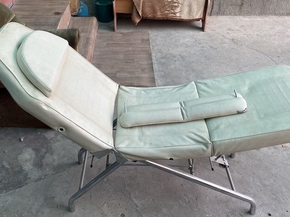 Косметологическая кушетка