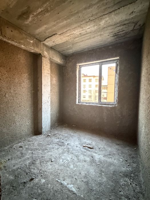 Аэропорт.Продаётся 2х комнатная Коробка