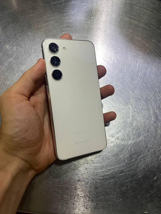 Samsung S23 Продаётся