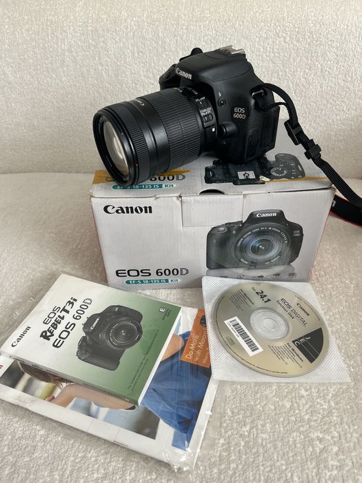 Canon 600d продам