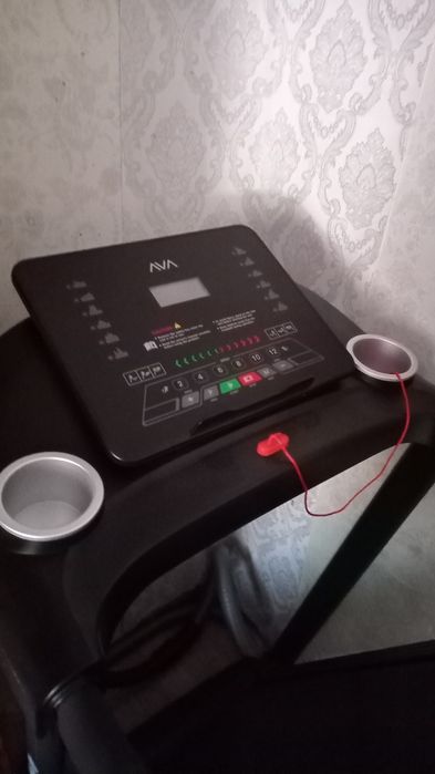 Продам беговую дорожку