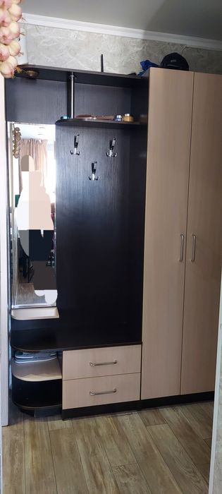 Продам большую прихожую