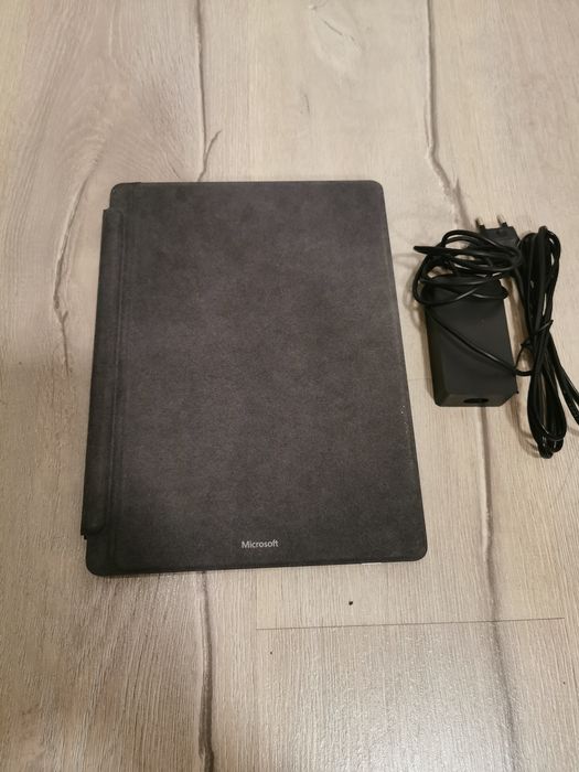 Microsoft Surface Pro 8