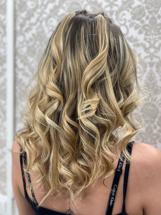 Coafează la domiciliu