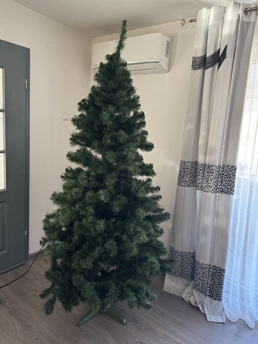 Brad artificial 2,4m