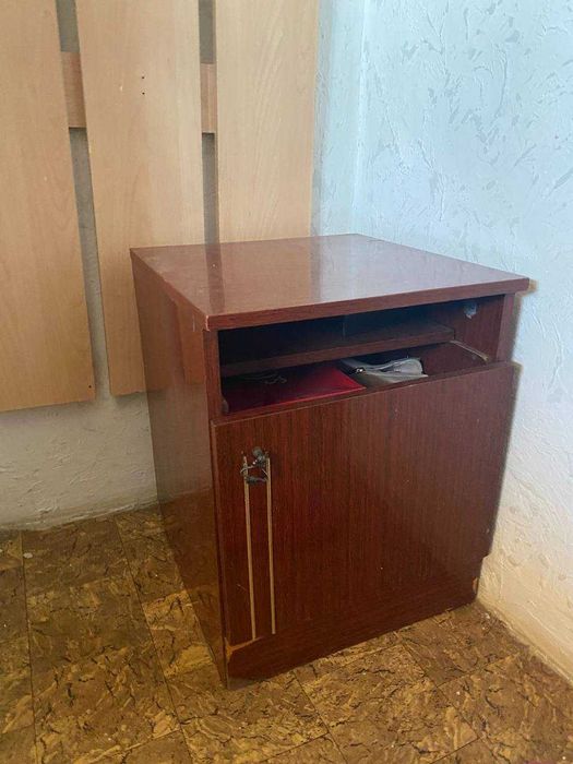 Продам прикроватные тумбы 2шт
