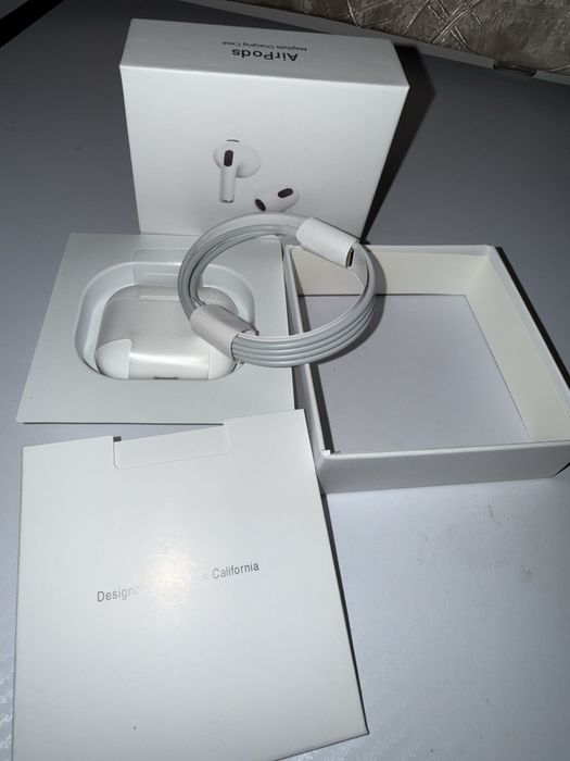 Apple AirPods 3 НОВИ