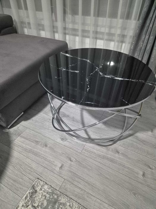 Māsuță de cafea ( living) Stare foarte buna