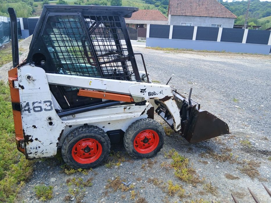 Bobcat 463 1,3T motor in 3 cilindri recent adus