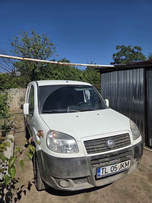 Vând Fiat Doblo, 1.3 multijet, an 2006, in stare foarte bună de funcționare.