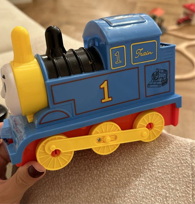 Trenulet Thomas cu sunete si lumini