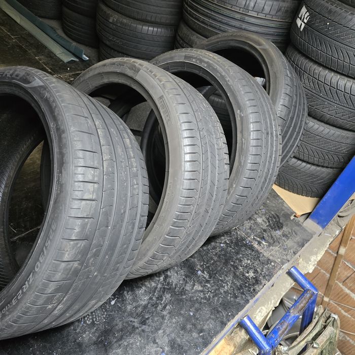 Гуми Pirelli 23" спорт пакет