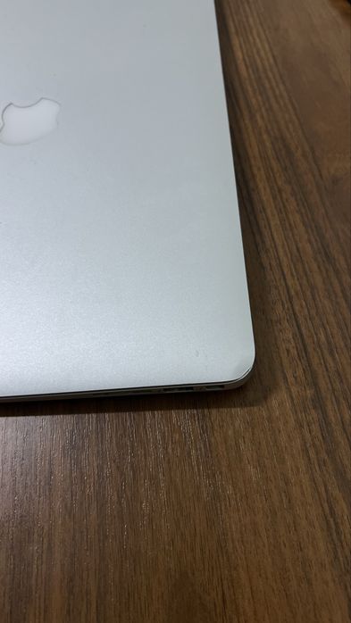 Macbook 13, (2015г) - 128 gb