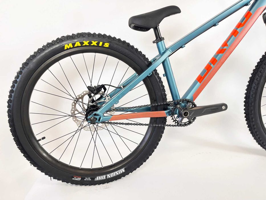 НОВИ цяло колело DRAG C1 TEAM ROCKSHOX Dirt Jump 26 Ц1 велосипед