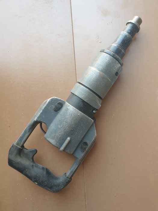 Пистолет монтажный