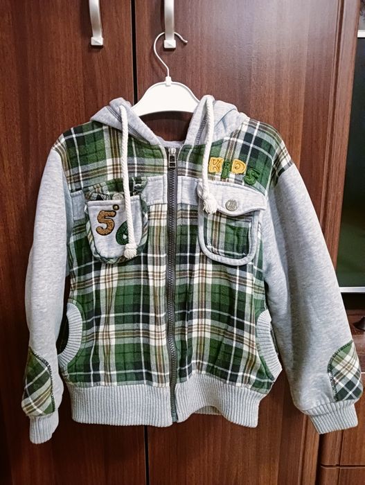 Продам кофты на мальчика