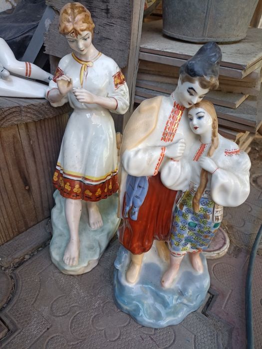 Продам статуэтки