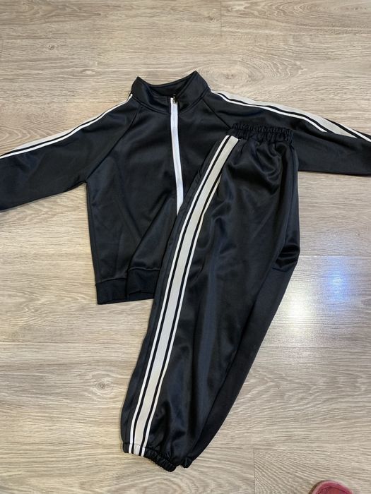 Костюмы  на 6-8 лет