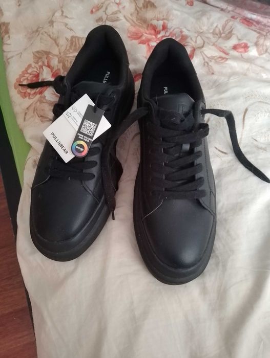Adidași pull and bear43