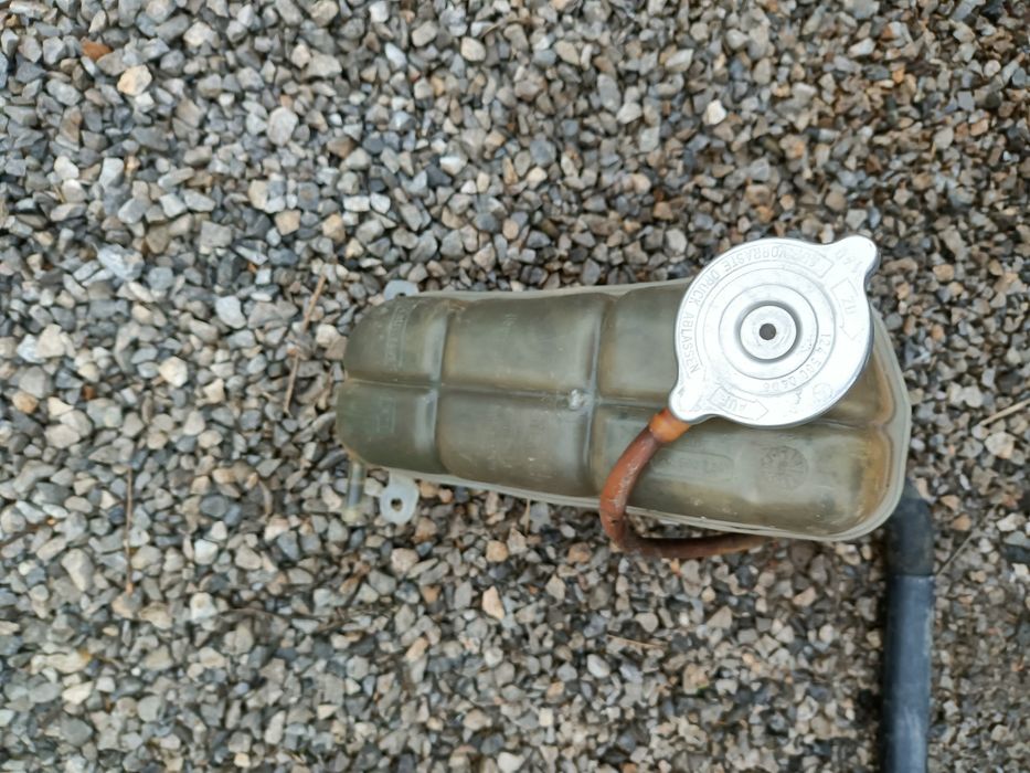 Части за Мерцедес 124