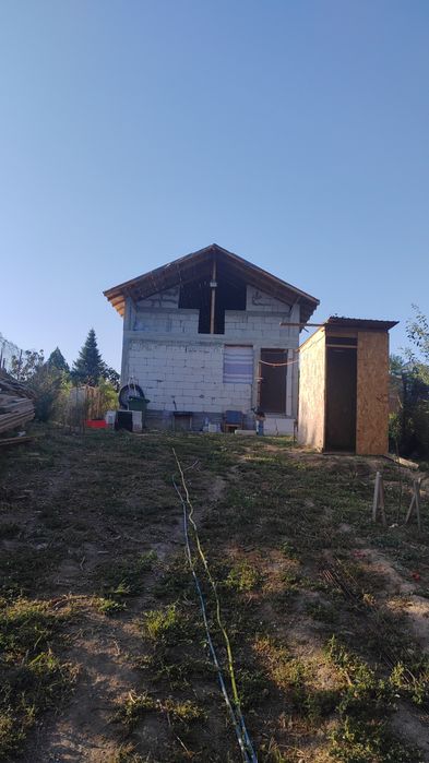 Casa cu teren de vânzare 777 m/2