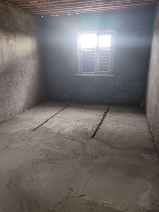 Бауйрластар 1 үй сатылады!