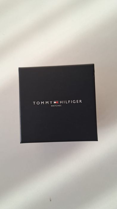 Ceas Tommy Hilfiger...preț  bomba