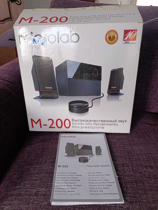 Продам колонки Microlab M-200