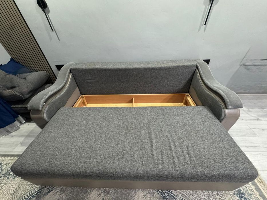 Продам диван в хорошем состоянии