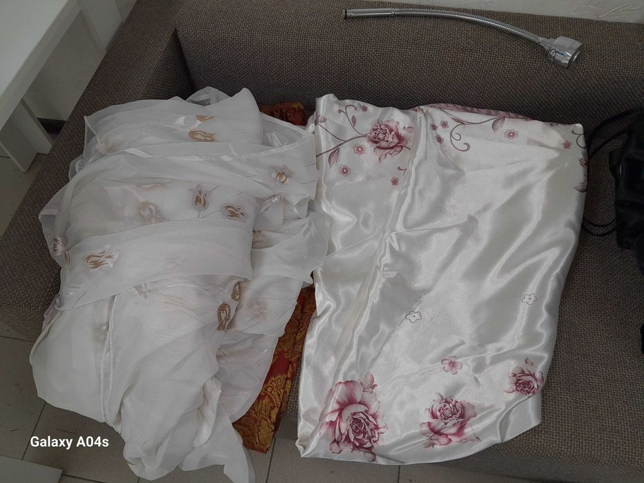 Продаются шторы .