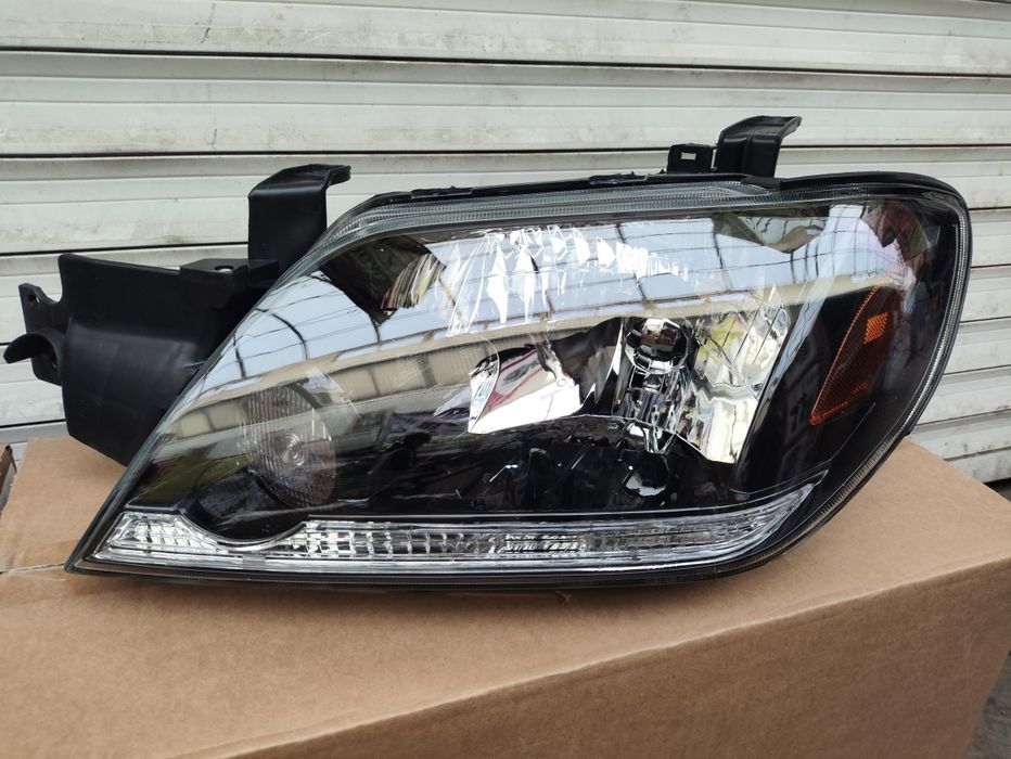 Аутландер фара передняя