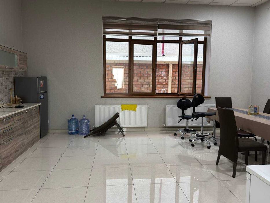 СРОЧНО 60м2 ОФИС ижарага берилади (Тайёр жихозлари билан)