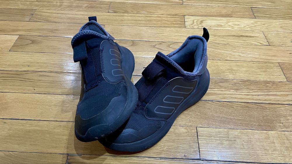 Кроссовки Adidas (оригинал) размер 35,5