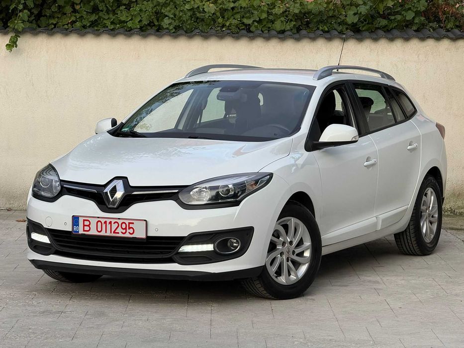 RENAULT Megane