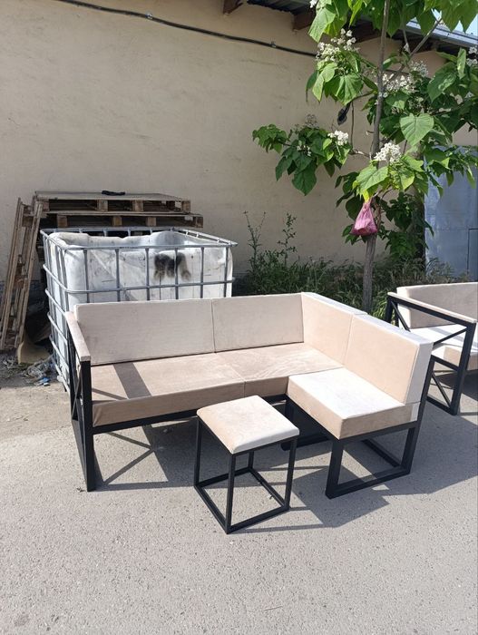 Zamonaviy divan — sifatli material, qulay dizayn va mijoz tanlovi!