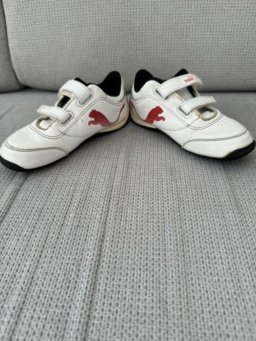 Adidasi PUMA FERRARI marimea 27