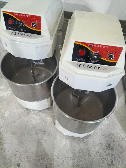 Тесто мешалка ( хамир коргич) Сотилади