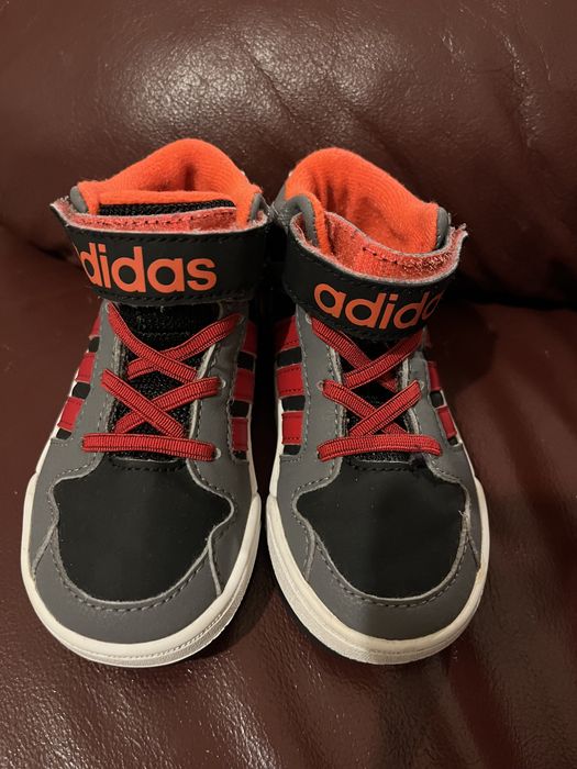 Ghete Adidas, marimea 23
