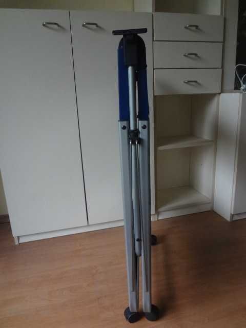 Сгъваема помощна къмпинг грил маса от Германия