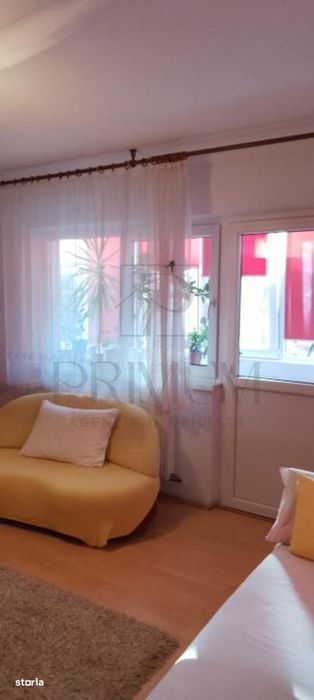 Dambovita - Bloc Izolat - 3 Camere - Etaj 2 - Centrala Proprie - 2 Bai