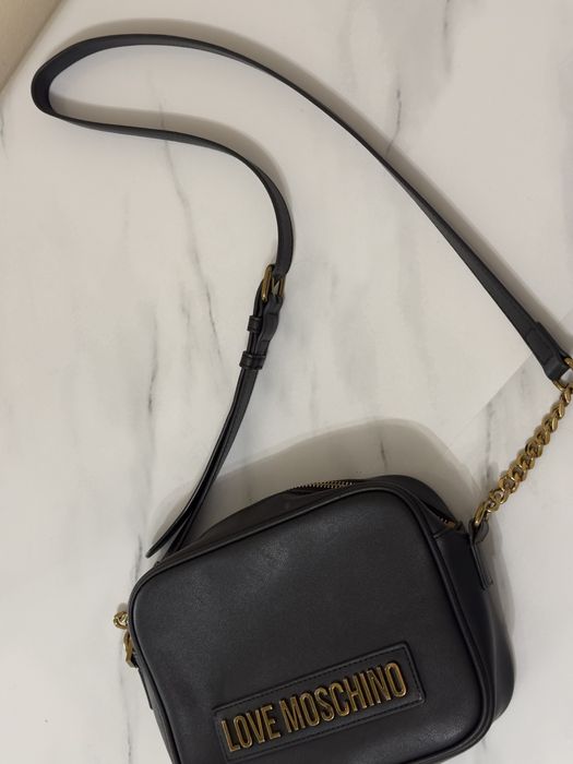 Оригинална Love Moschino дамска чанта + калъф