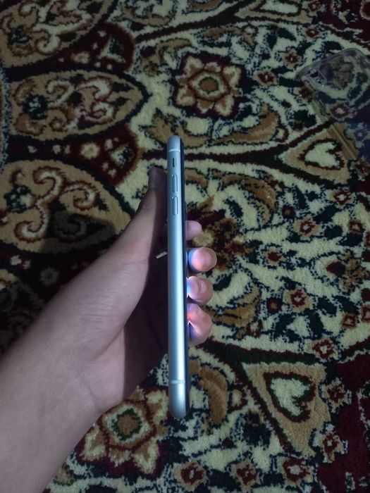 iphone xr yaxsh telefon