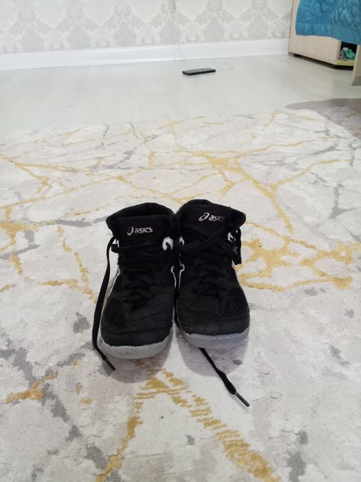 Борцовки Asics хорошие