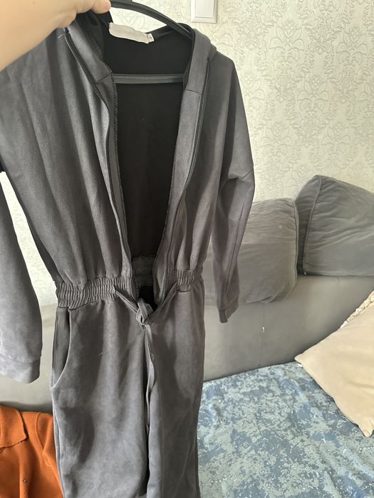 Продам вещи за 2000