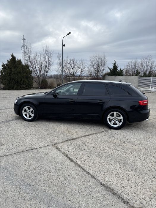 Vand audi A4 1.8 benzina automat  xenon led