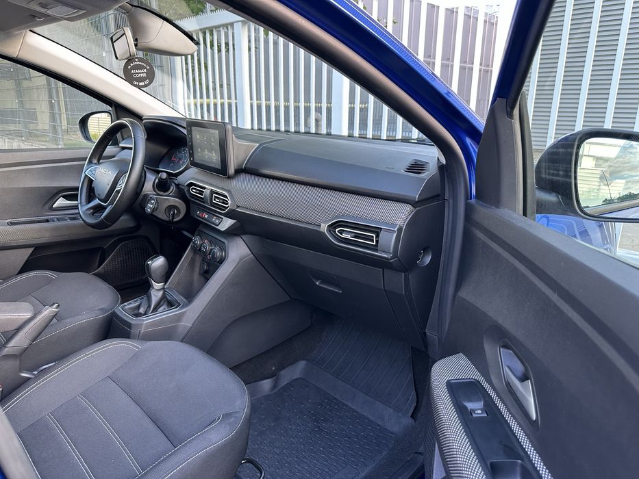 Dacia Logan 2024 Model Facelift Comfort+ KM 85.000 Reali Motor 1.0 Benzina 90 CP Cutie Automata , TVA deductibil !