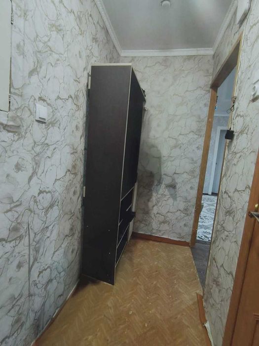 2 комнатная. 2 этаж  14 млн
