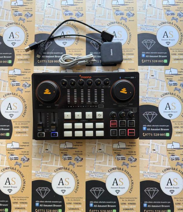 Consola mixer podcast/streaming Maono Ame2 impecabila